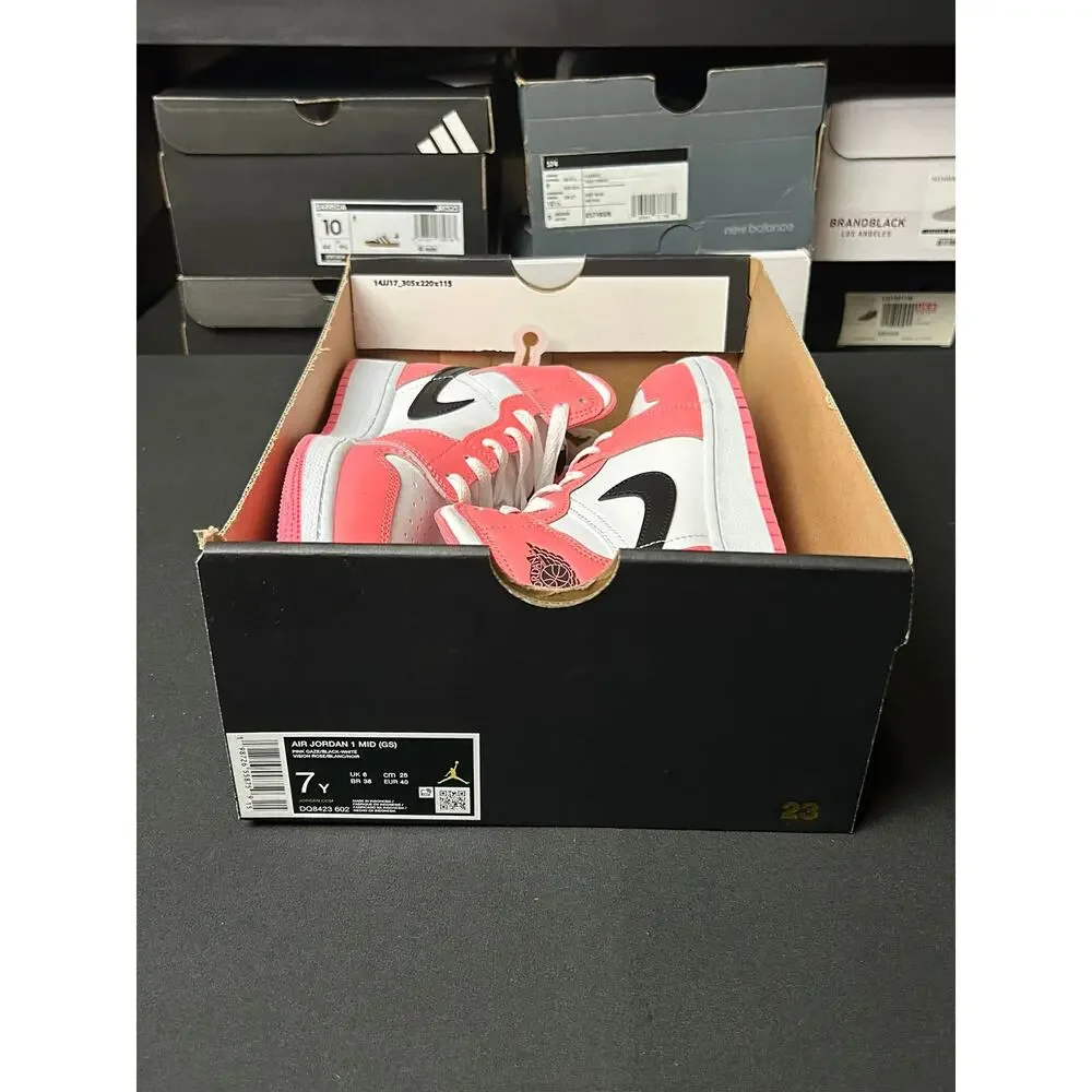 Jordan 1 Mid GS Pink Gaze / $110 Retail!! / Size 8.5W(7Y) / Brand New!!